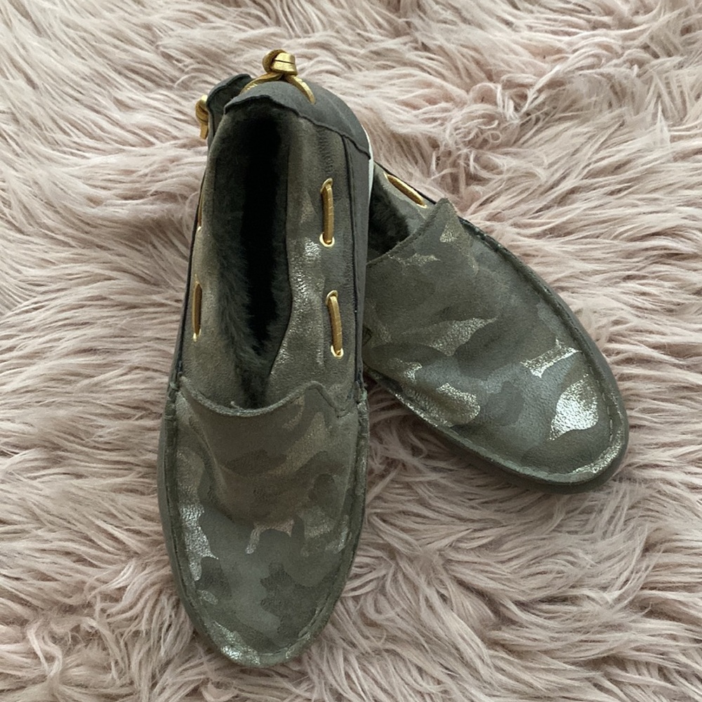 Sperry Moc size 9